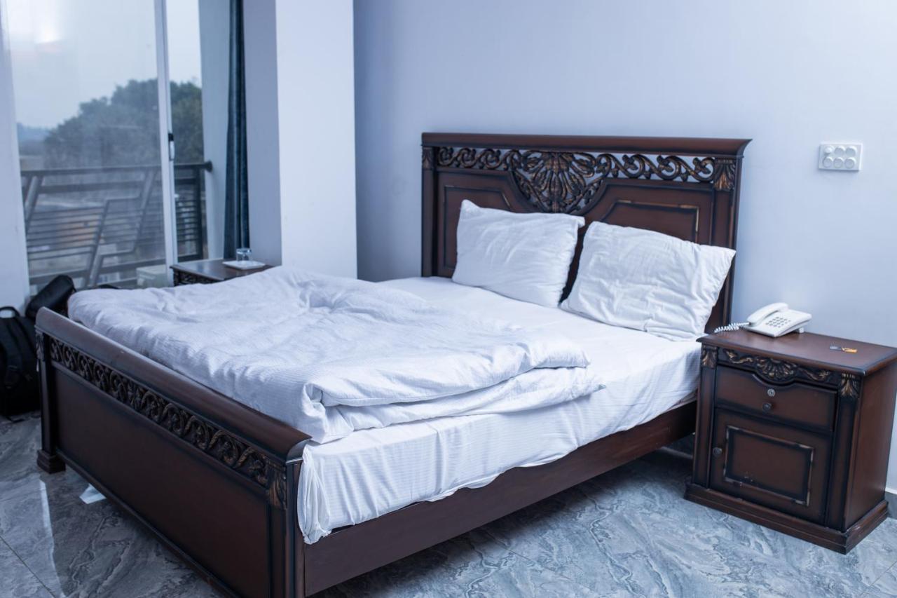 Regal Residency Hotell Rawalpindi Eksteriør bilde